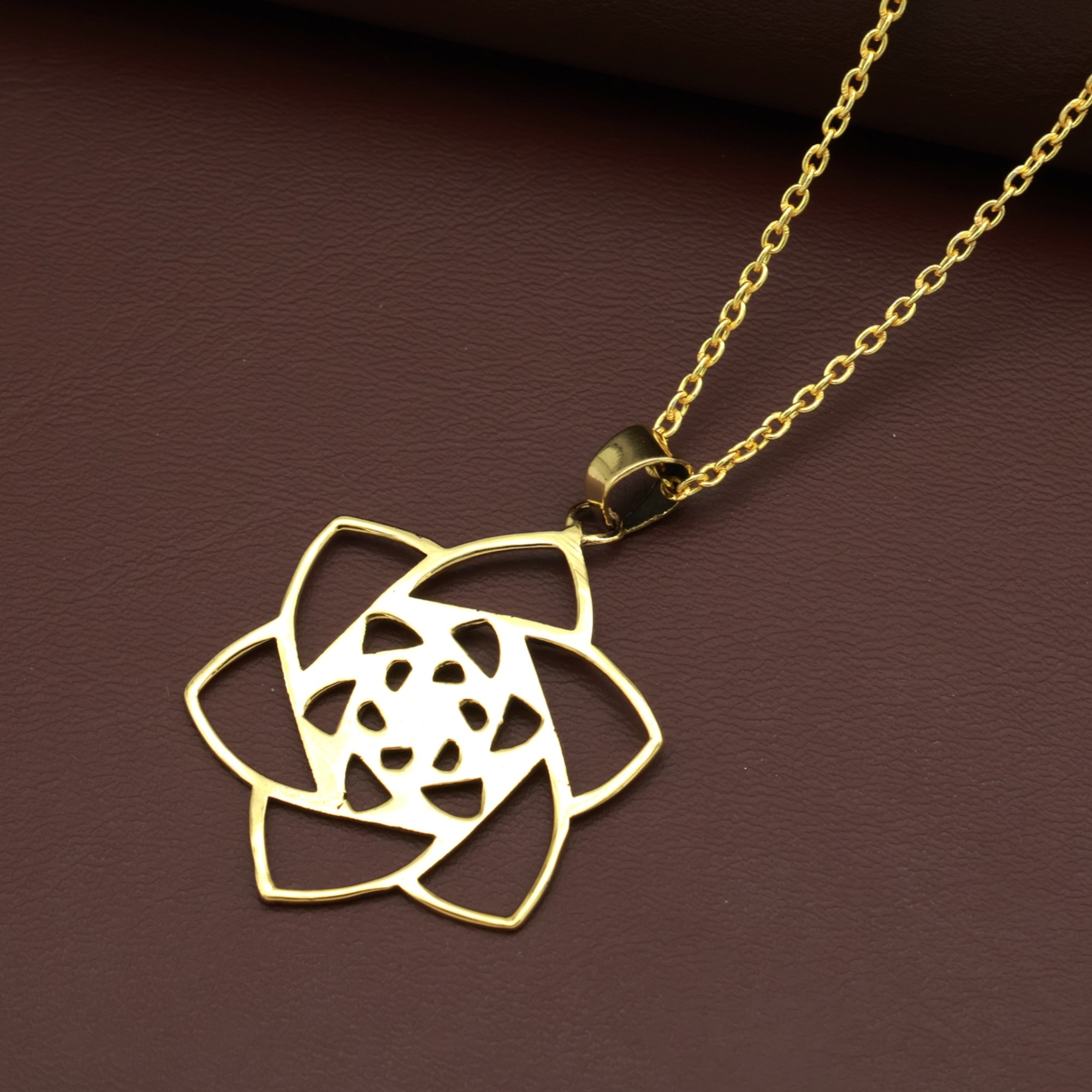 Elegant Geometric Brass Pendant for Women—Flower Inspired Design